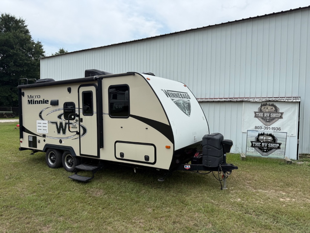 2019 Winnebago Of Indiana Micro Minnie - $11,990