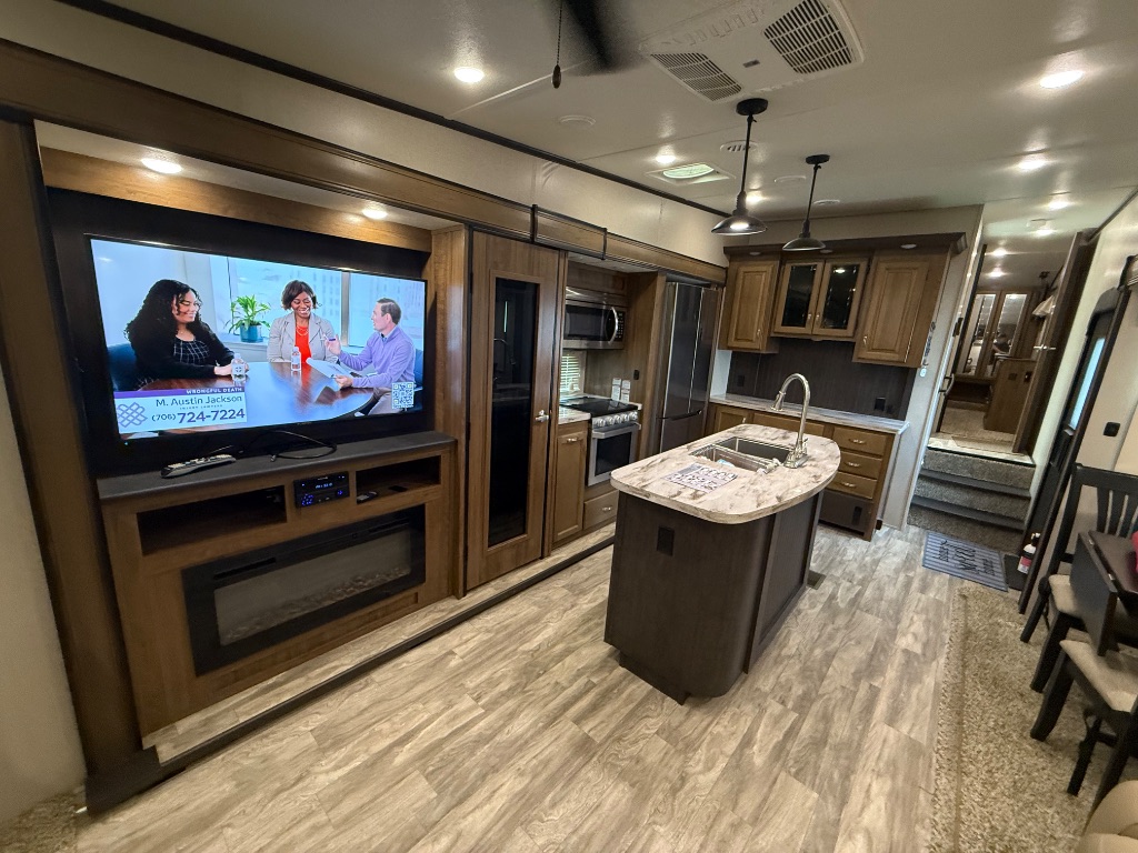 2019 Forest River Chaparral - $29,990