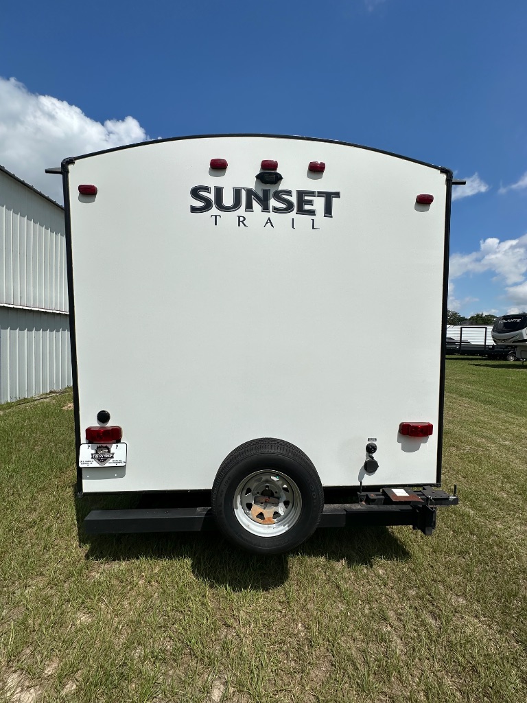 2019 Keystone Keystone - $16,990