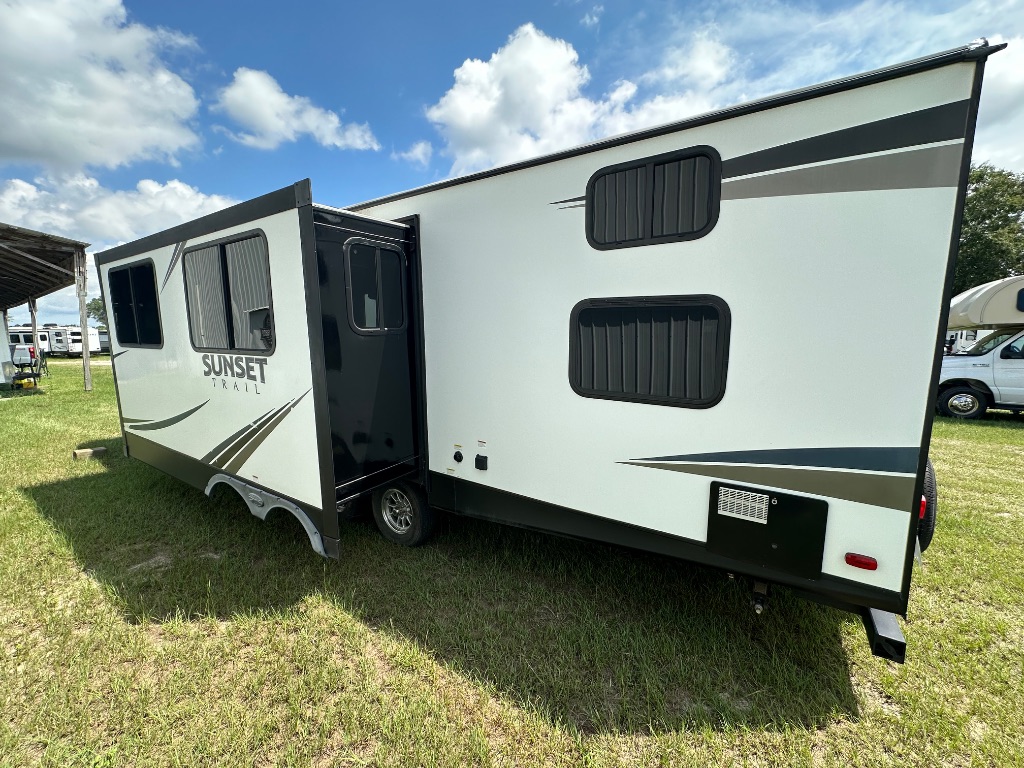 2019 Keystone Keystone - $16,990