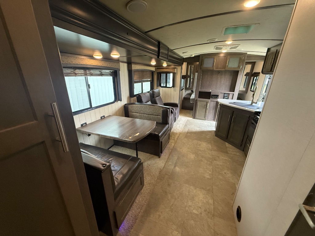 2019 Keystone Keystone - $16,990