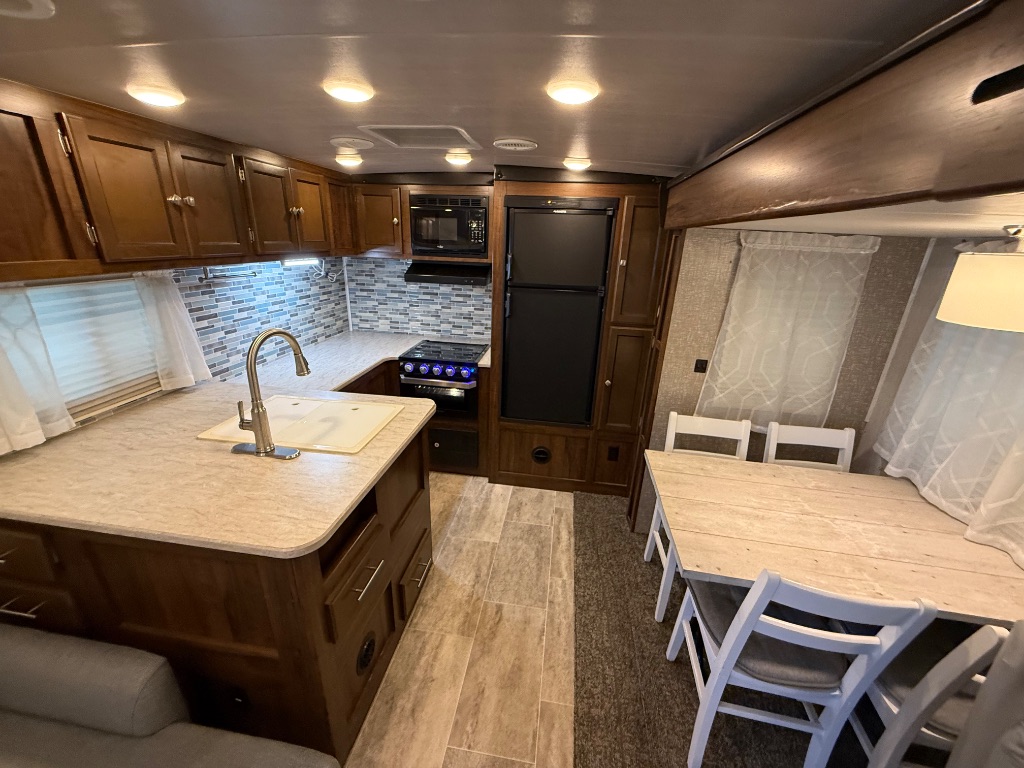 2019 Mallard, North Trail, & Wilderness Mallard, North Trail, & Wilderness - $14,990