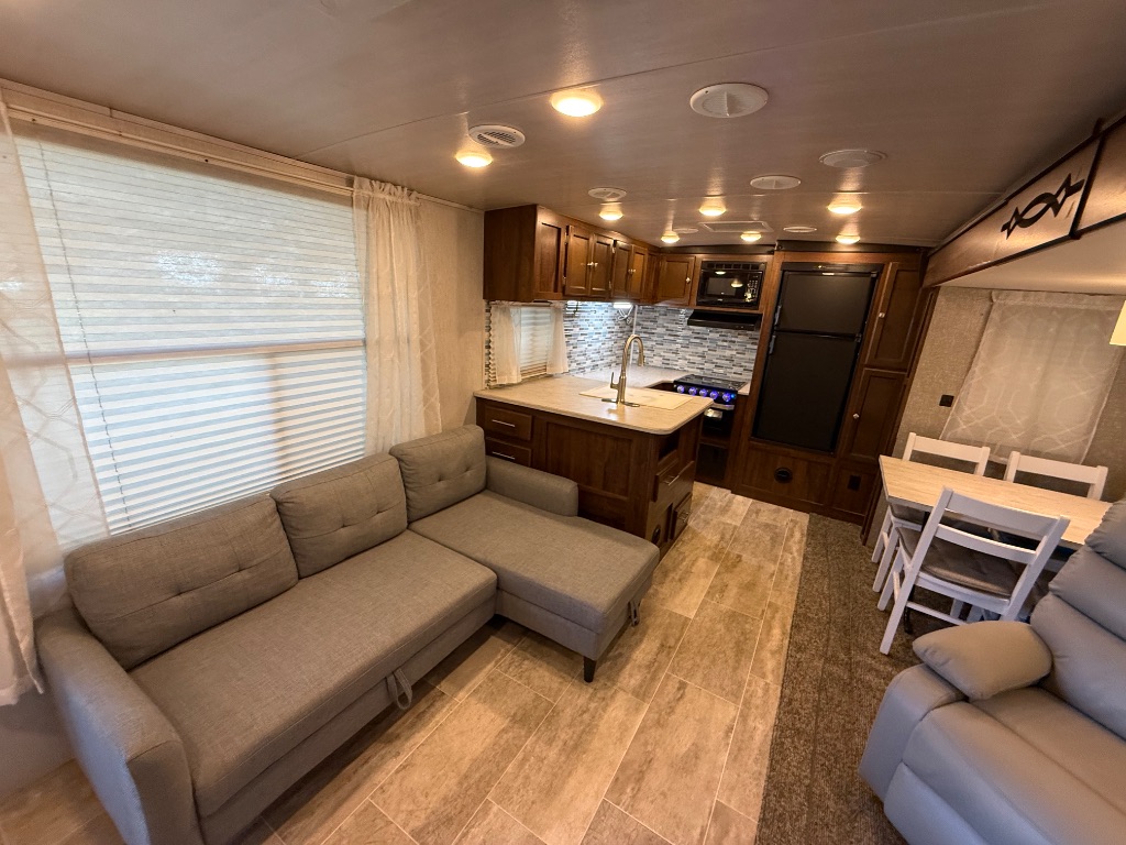 2019 Mallard, North Trail, & Wilderness Mallard, North Trail, & Wilderness - $14,990