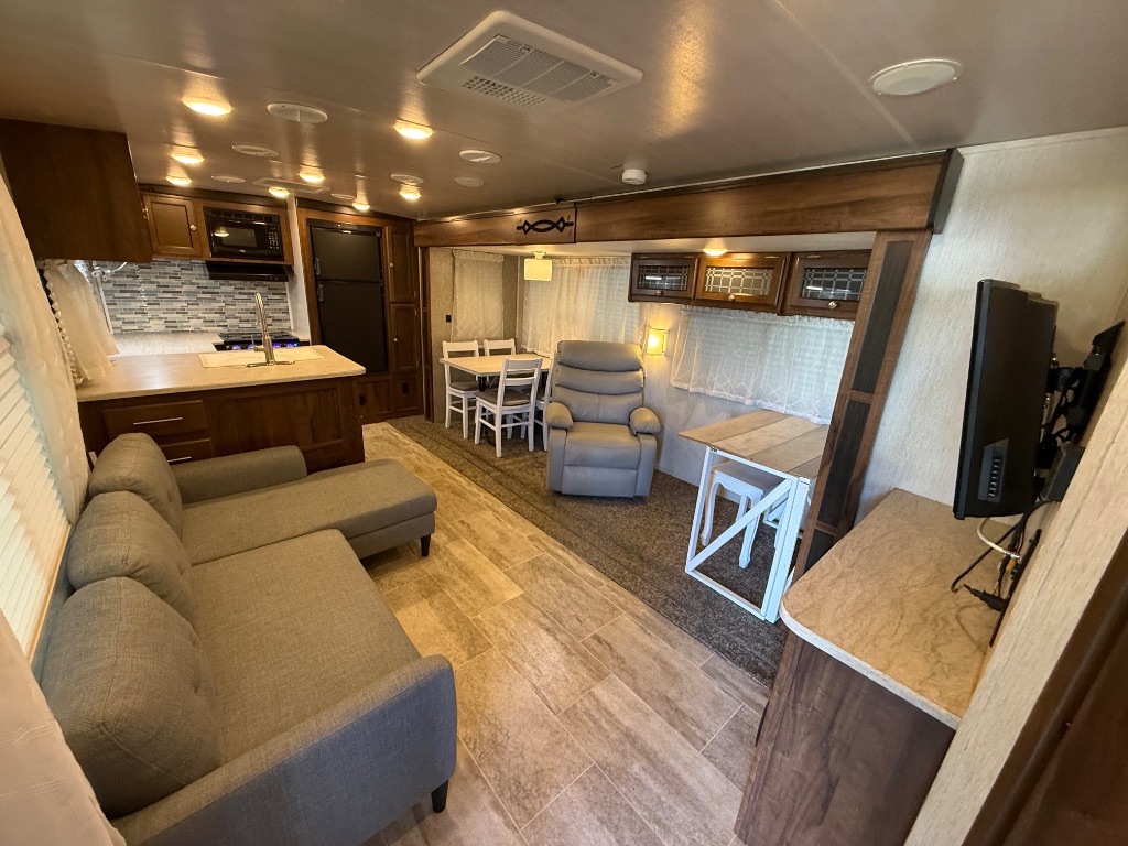 2019 Mallard, North Trail, & Wilderness Mallard, North Trail, & Wilderness - $14,990