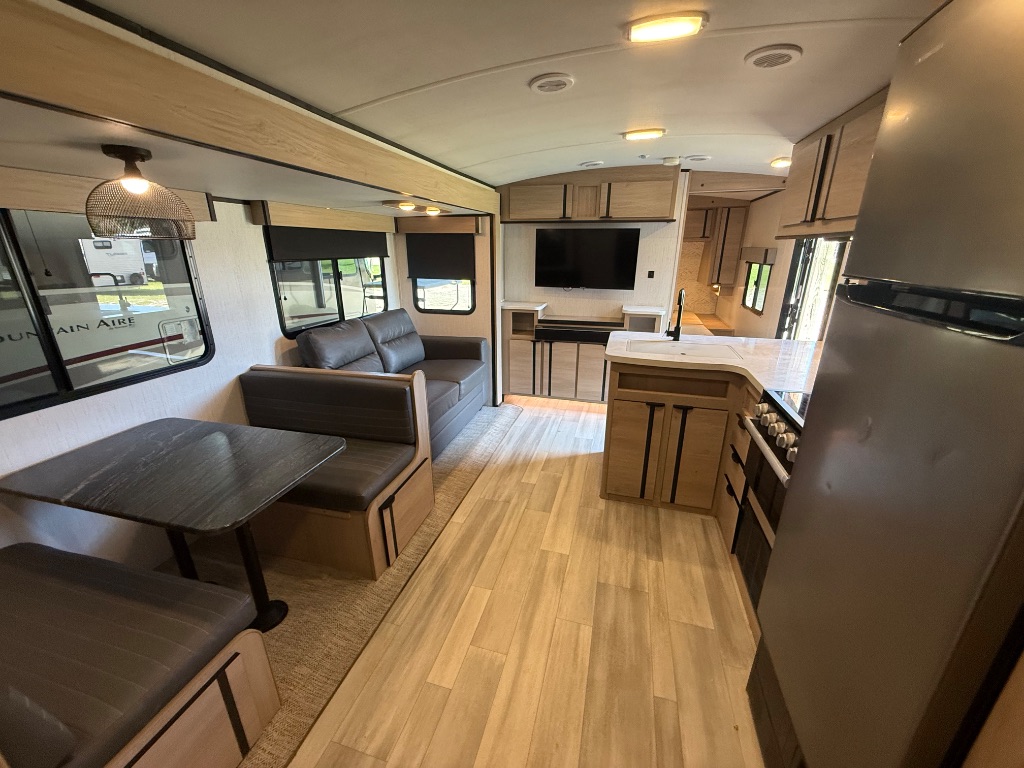 2023 Radiance Radiance - $22,990