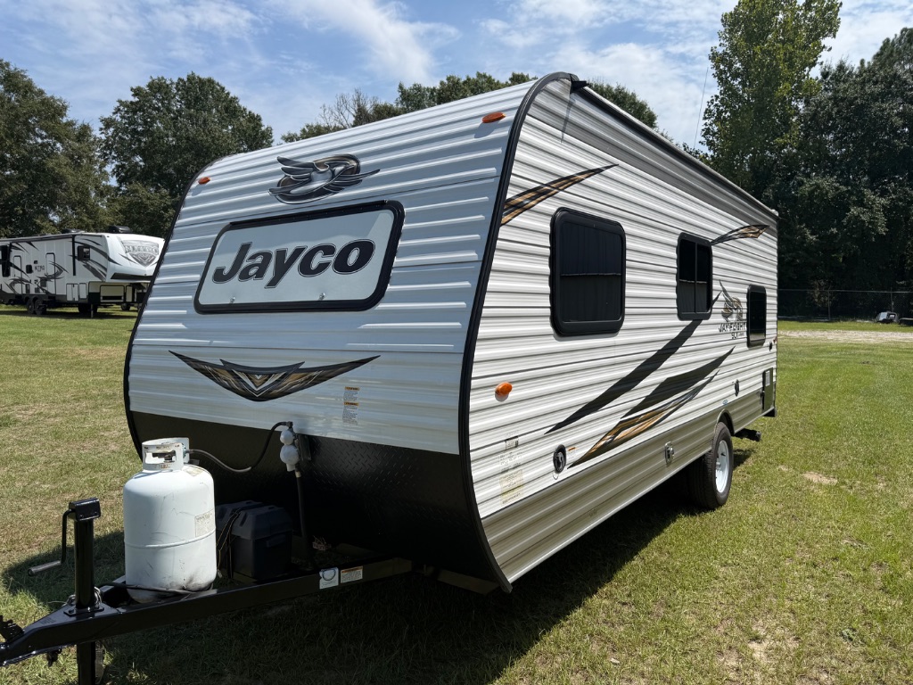 2017 Jayco Jayco - $9,994