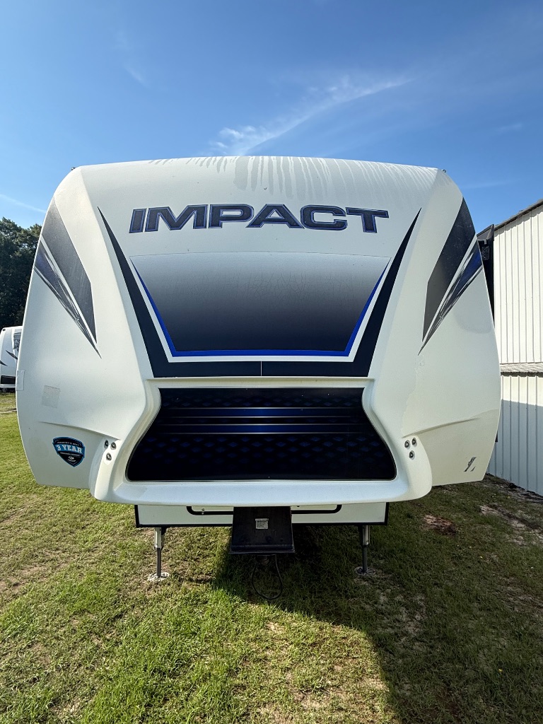 2018 Keystone Keystone - $39,990