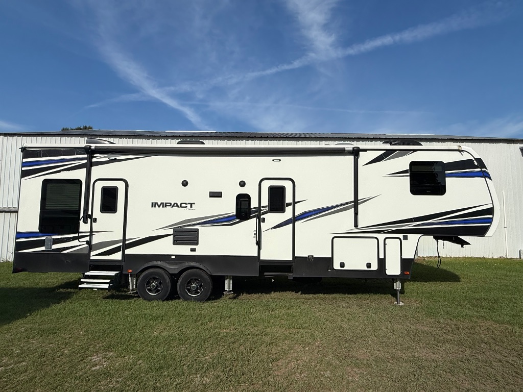 2018 Keystone Keystone - $39,990