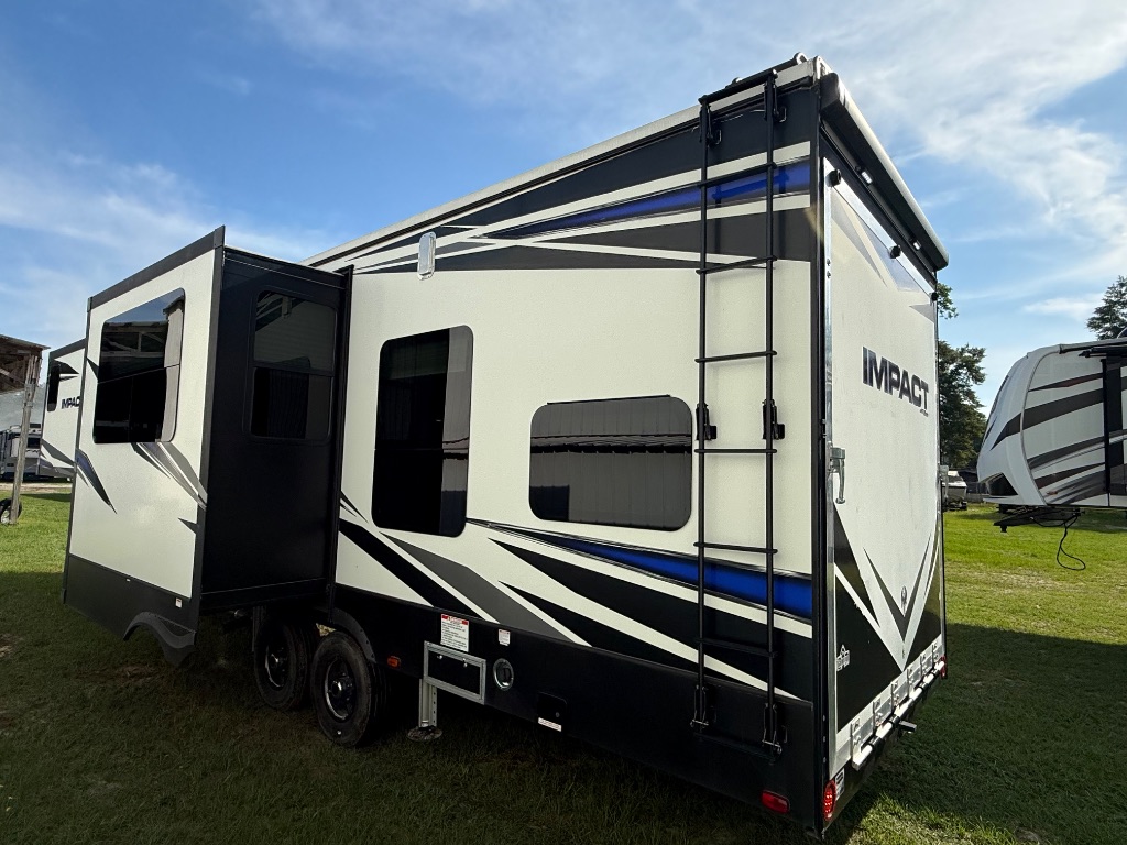 2018 Keystone Keystone - $39,990