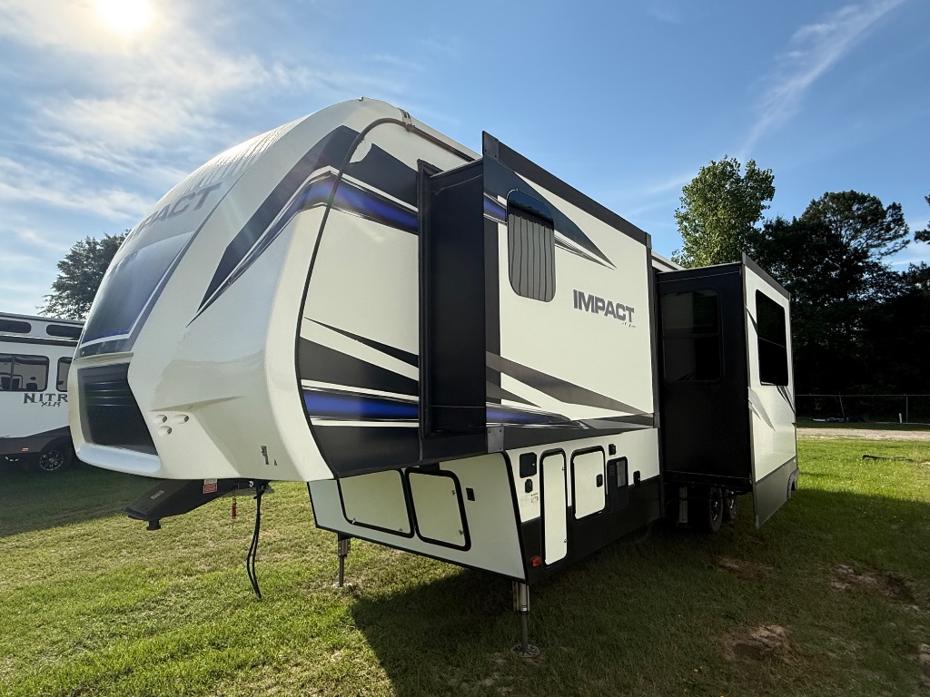 2018 Keystone Keystone - $39,990
