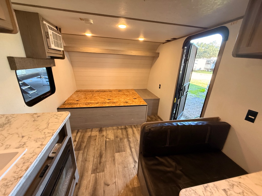 2024 Coleman Coleman - $8,888