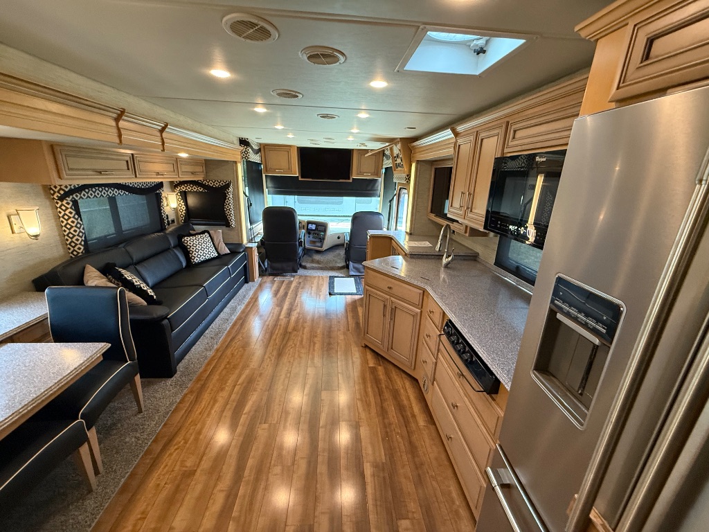 2016 Ford Motorhome Chassis - $84,990