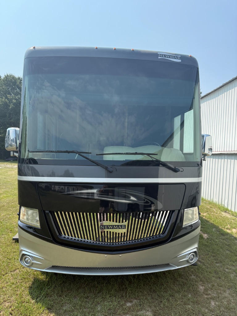 2016 Ford Motorhome Chassis - $84,990