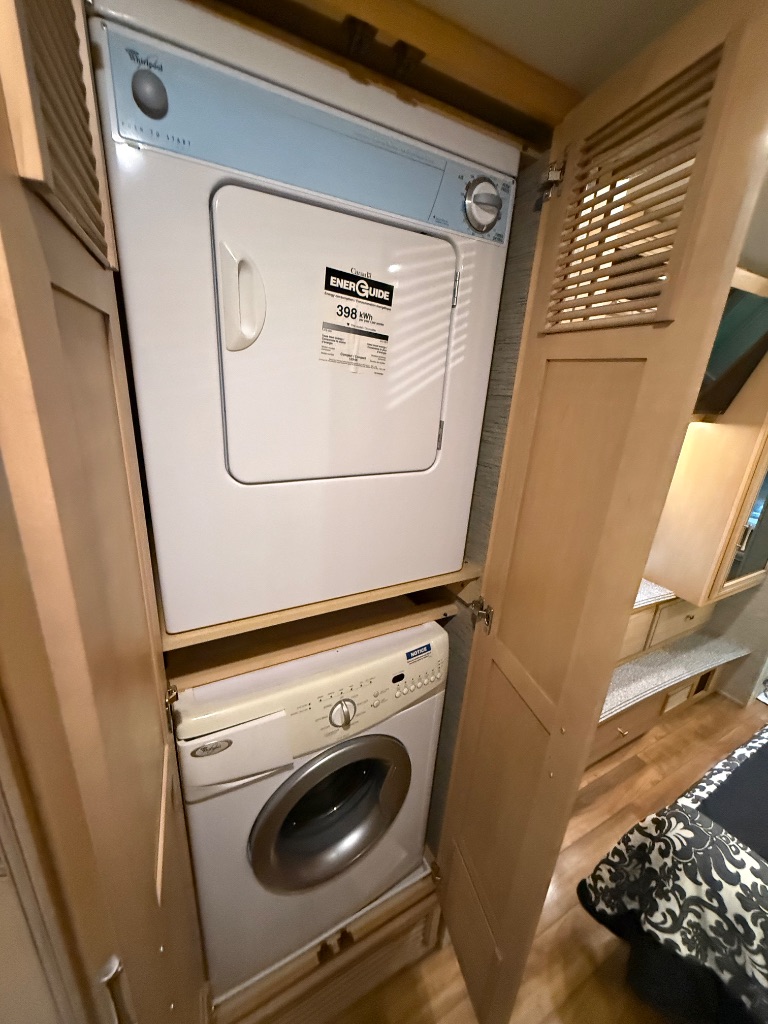 2016 Ford Motorhome Chassis - $84,990