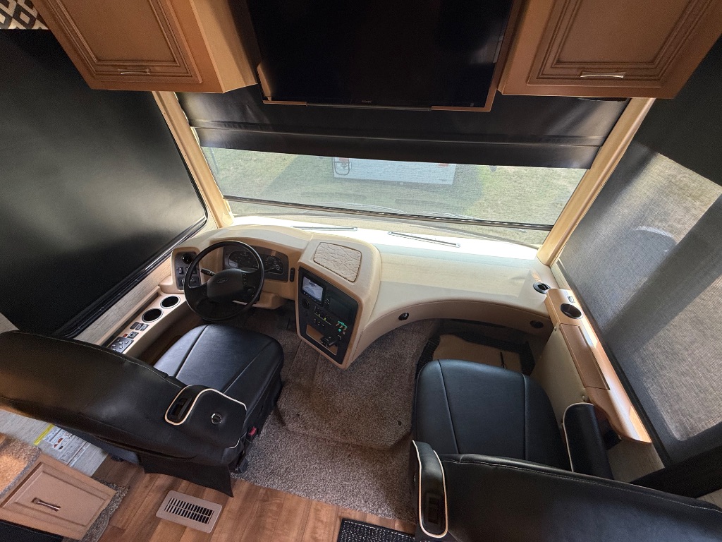 2016 Ford Motorhome Chassis - $84,990