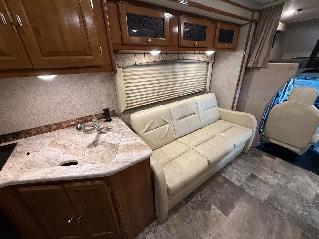 2017 Ford E-450 - $54,990