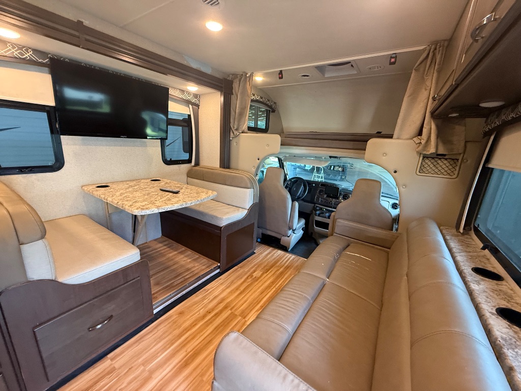 2020 Ford E-450 - $49,990