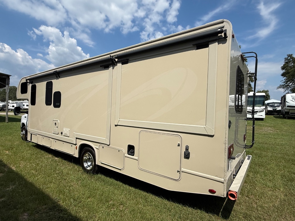 2020 Ford E-450 - $49,990