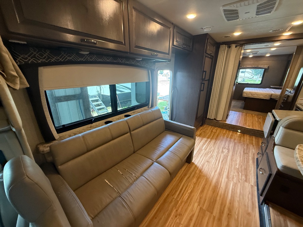 2020 Ford E-450 - $49,990
