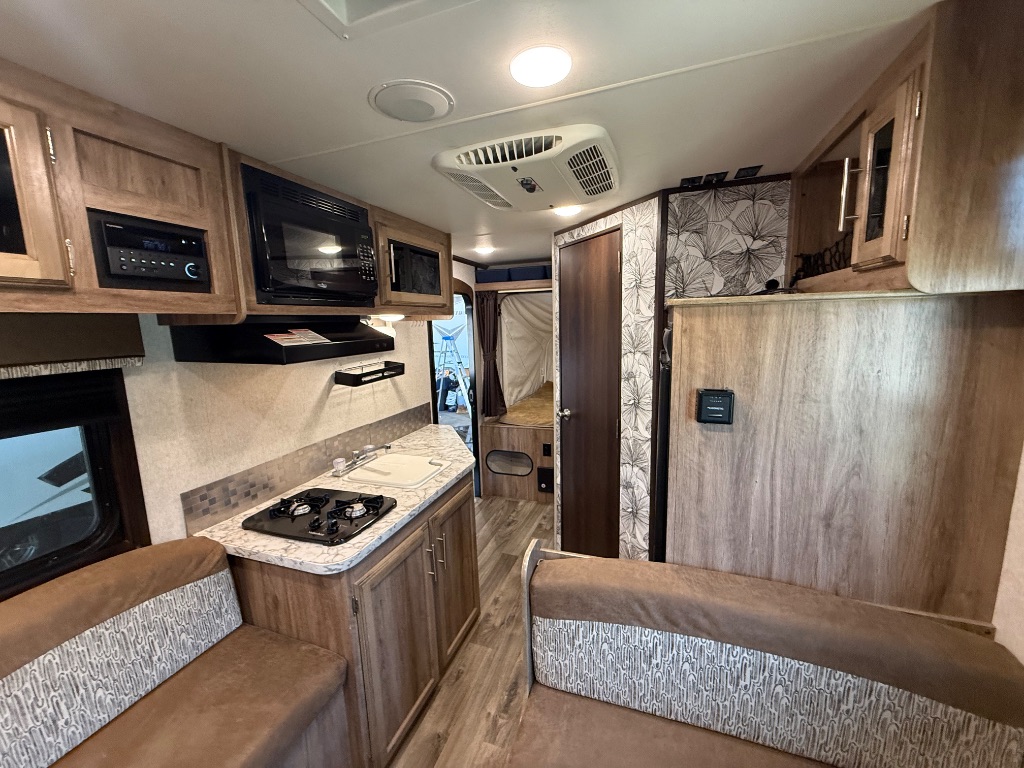 2018 Jayco Jayco - $7,990
