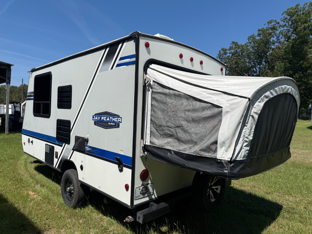 2018 Jayco Jayco - $7,990