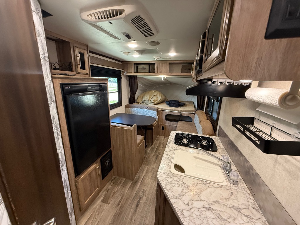 2018 Jayco Jayco - $7,990