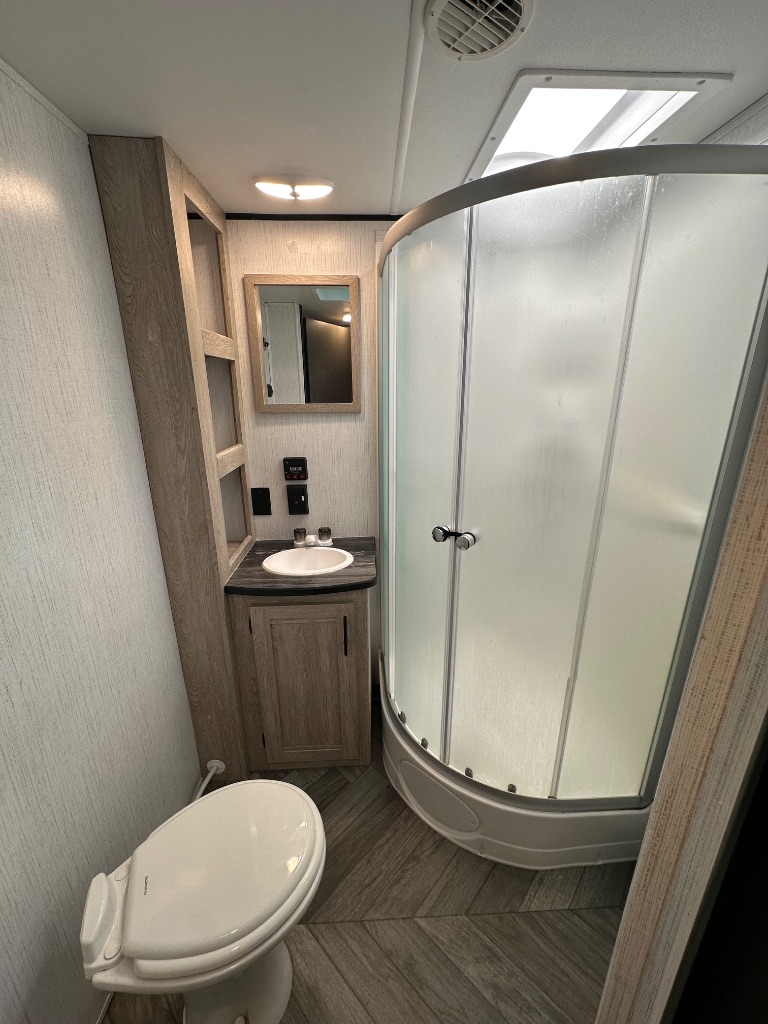 2022 Heartland Rv Pioneer, Prowler, & Prowler Lnyx - $19,880