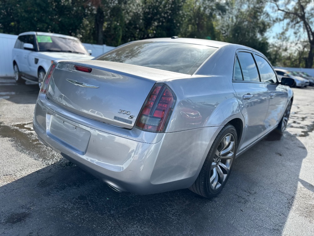 2014 Chrysler 300 S photo