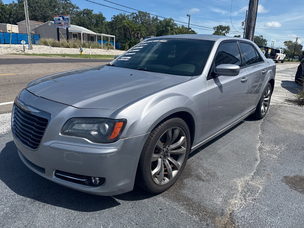 2014 Chrysler 300 - $7,997