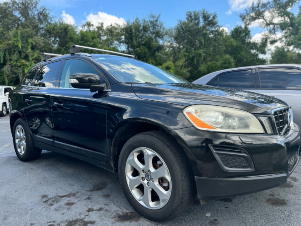 2013 Volvo XC60 - $4,500