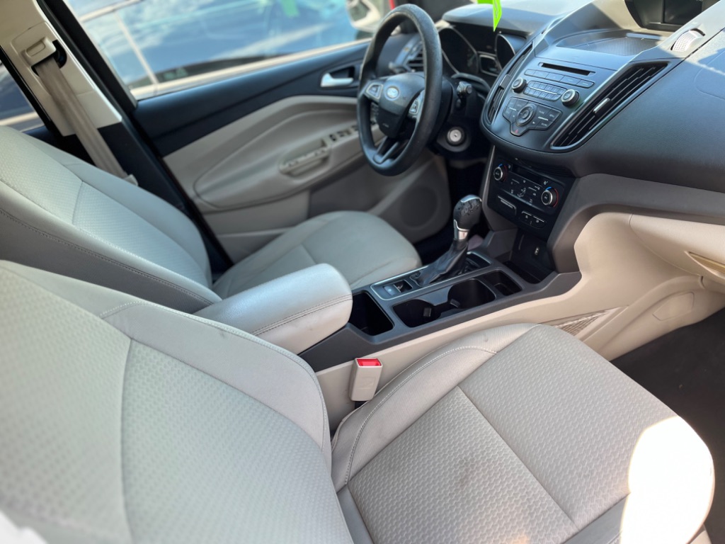 2017 Ford Escape - $5,995