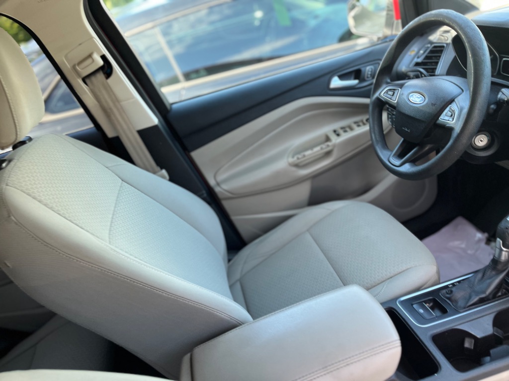 2017 Ford Escape - $5,995