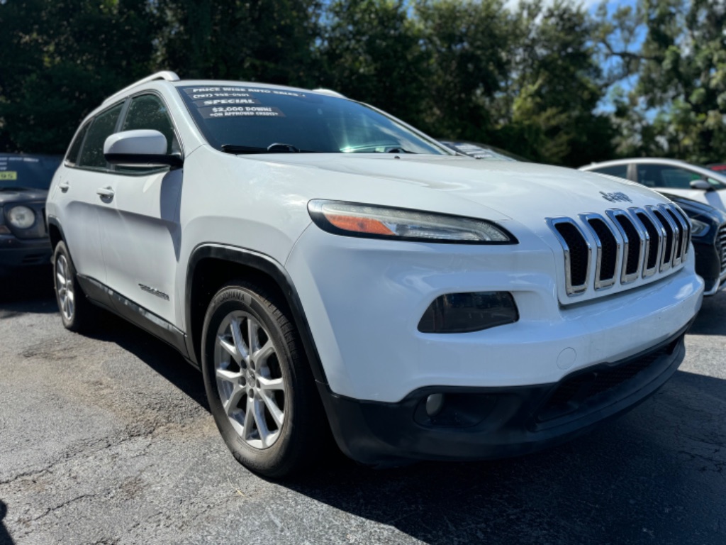 2015 Jeep Cherokee - $5,995