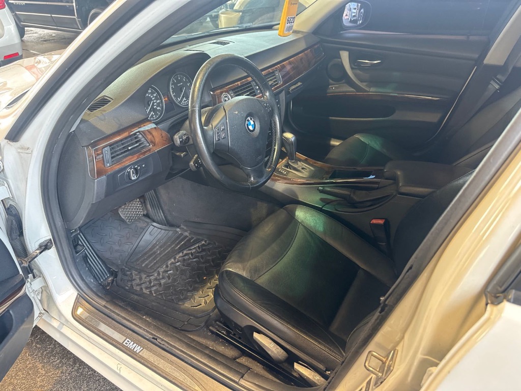 2011 BMW MDX 328i xDrive photo