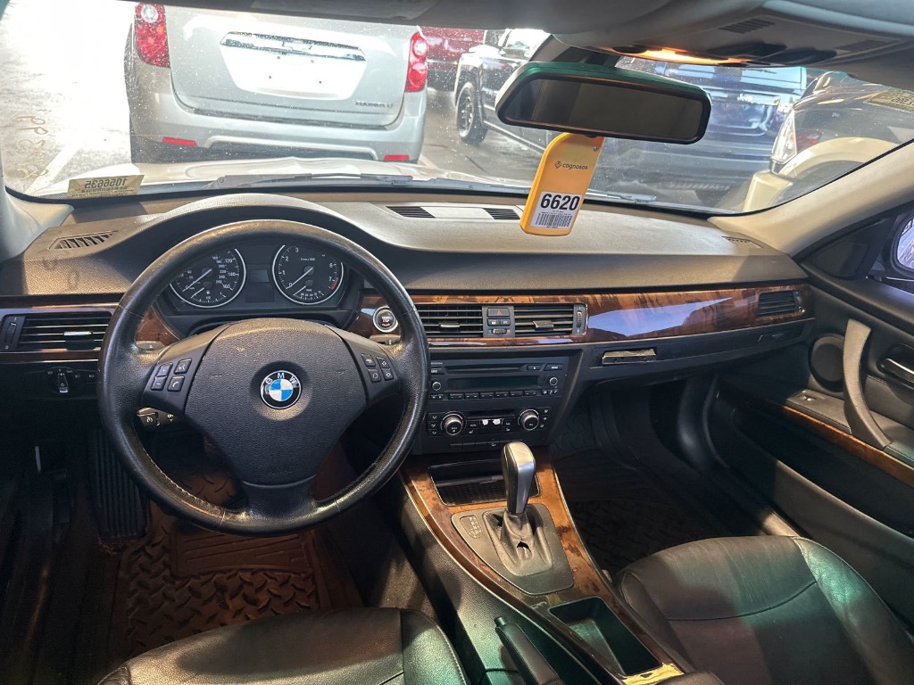 2011 BMW MDX 328i xDrive photo