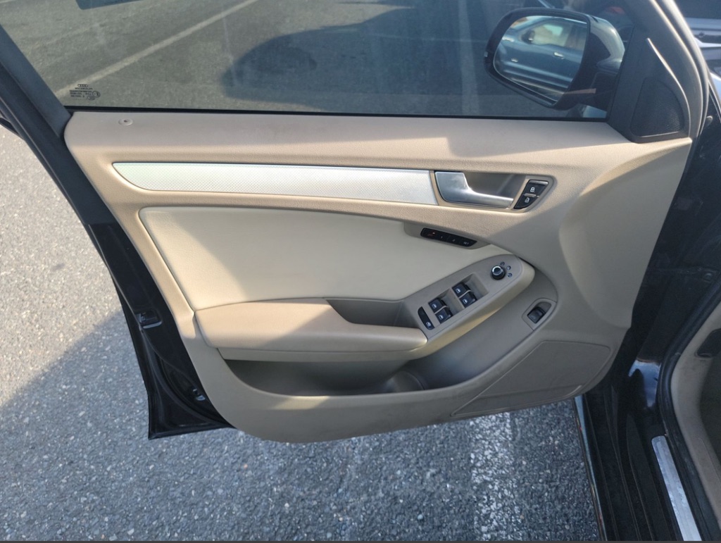 2012 Audi A4 2.0T quattro Premium Plus photo
