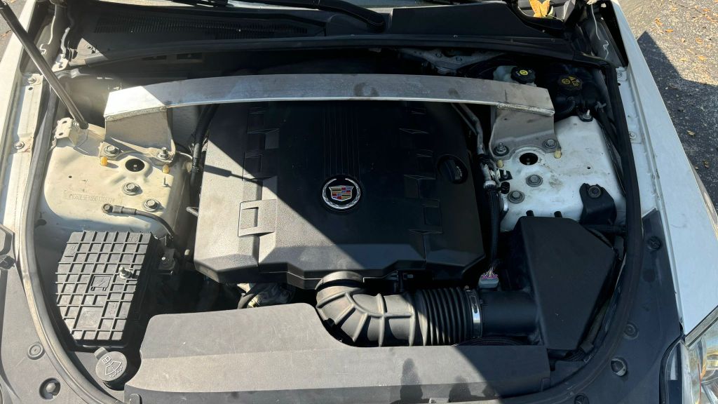2011 Cadillac CTS 3.0L Luxury photo