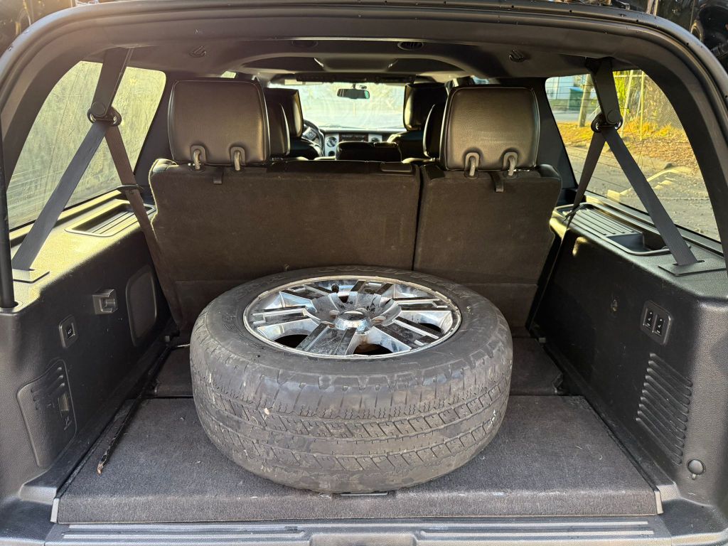 2010 Ford Expedition EL Limited photo