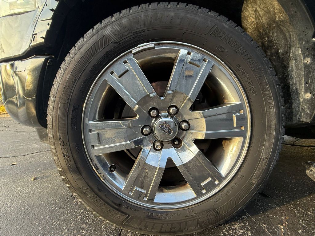 2010 Ford Expedition EL Limited photo