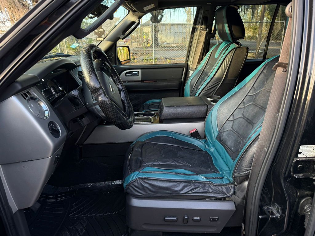2010 Ford Expedition EL Limited photo