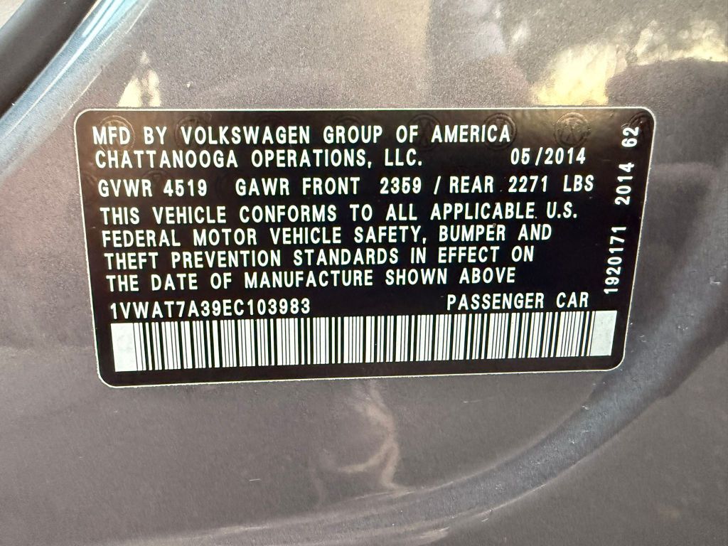 2014 Volkswagen Passat S PZEV photo
