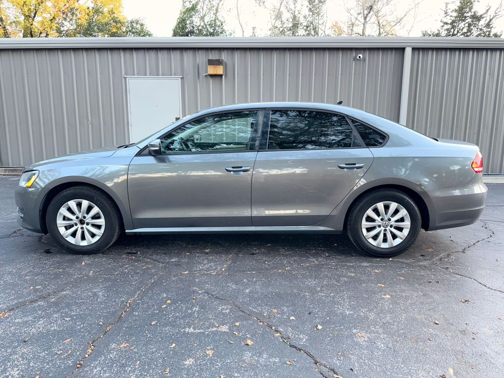 2014 Volkswagen Passat S PZEV photo