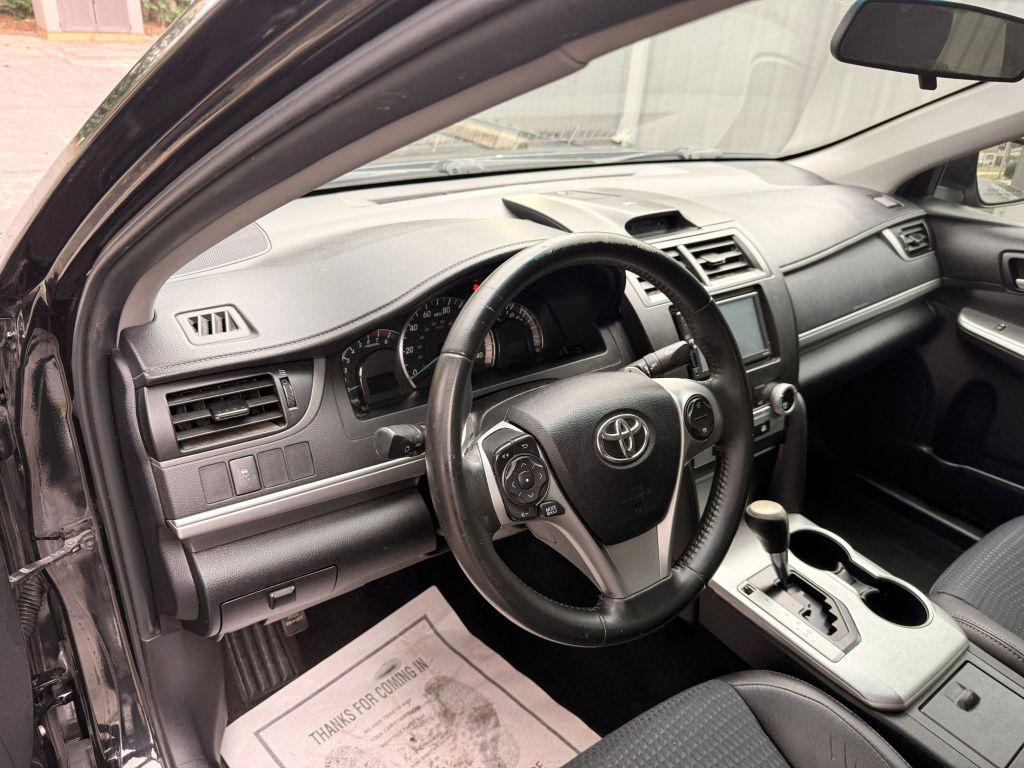 2014 Toyota Camry L photo