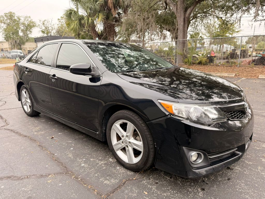 2014 Toyota Camry L photo