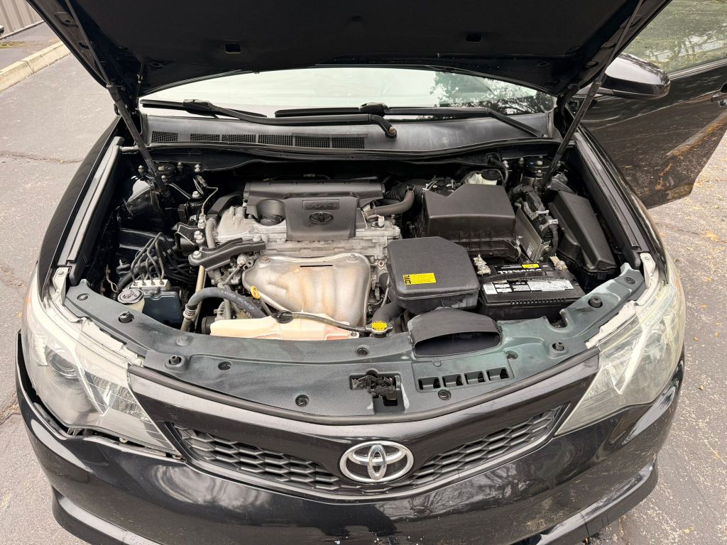 2014 Toyota Camry L photo