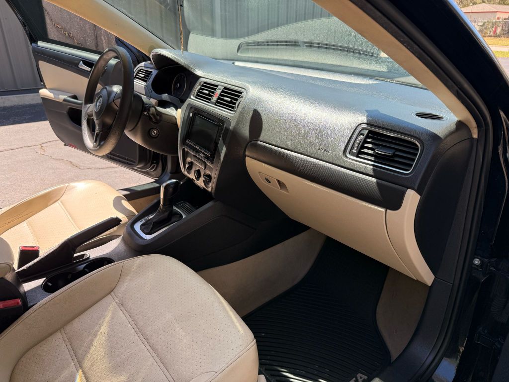 2014 Volkswagen Jetta SE photo