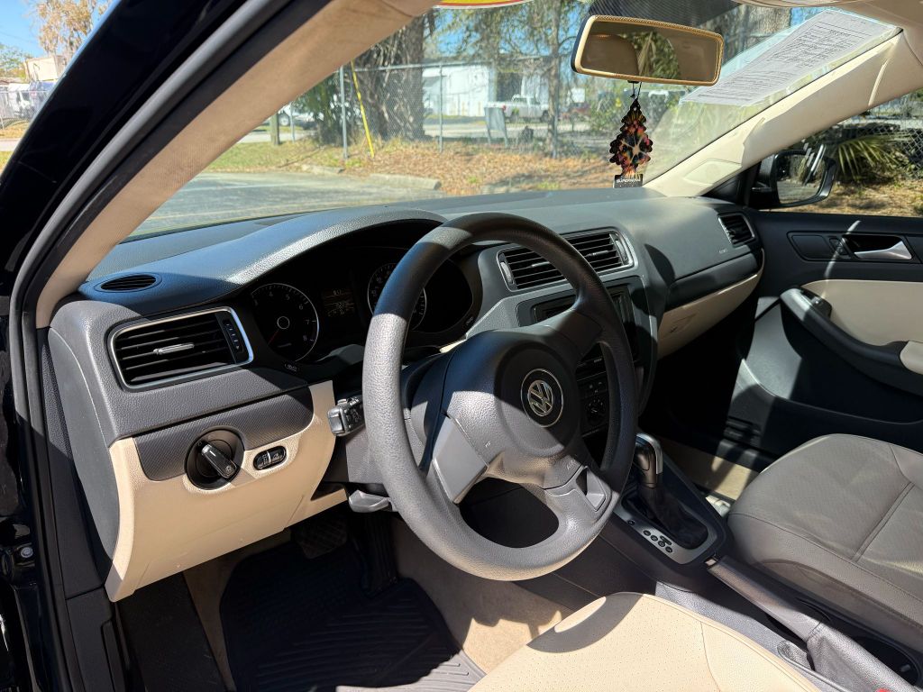 2014 Volkswagen Jetta SE photo