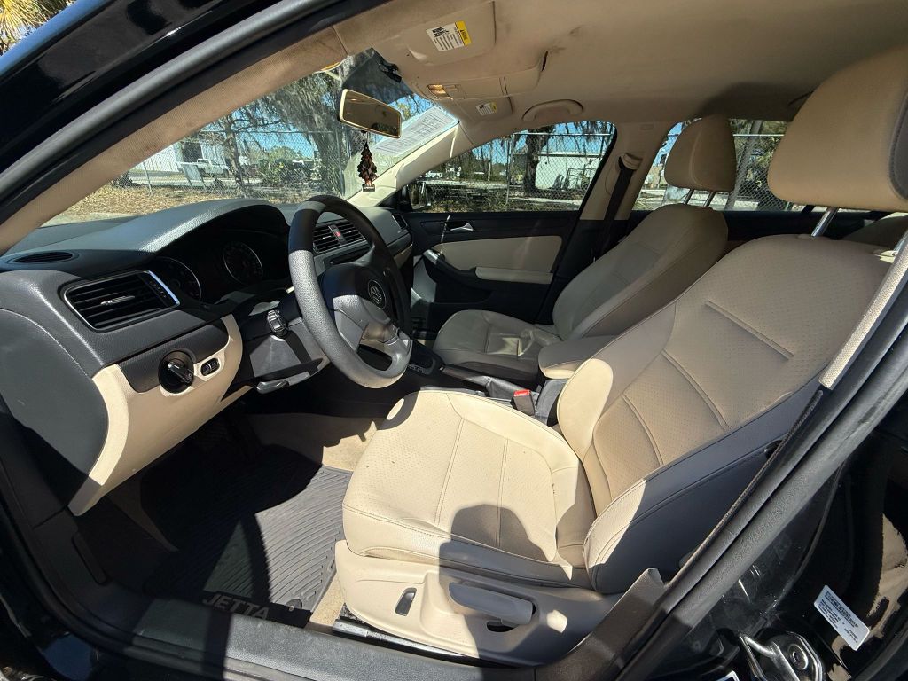2014 Volkswagen Jetta SE photo
