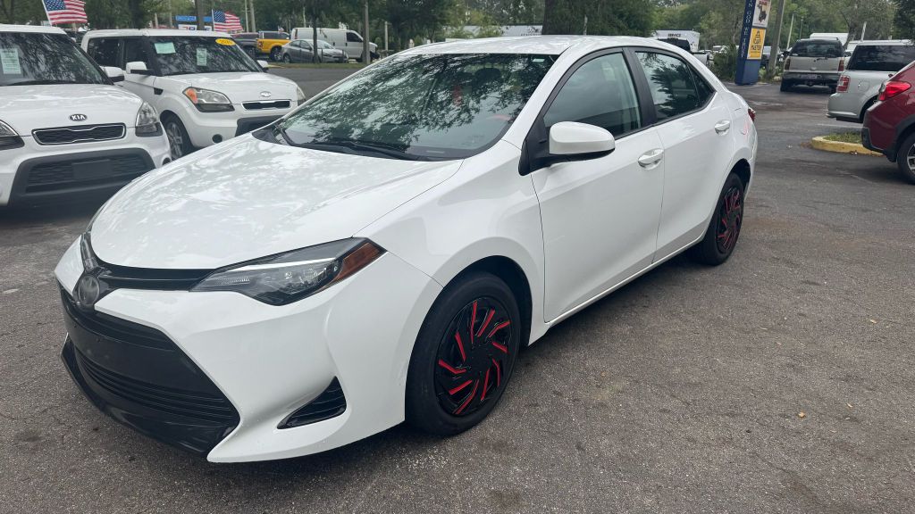 2017 Toyota Corolla LE photo