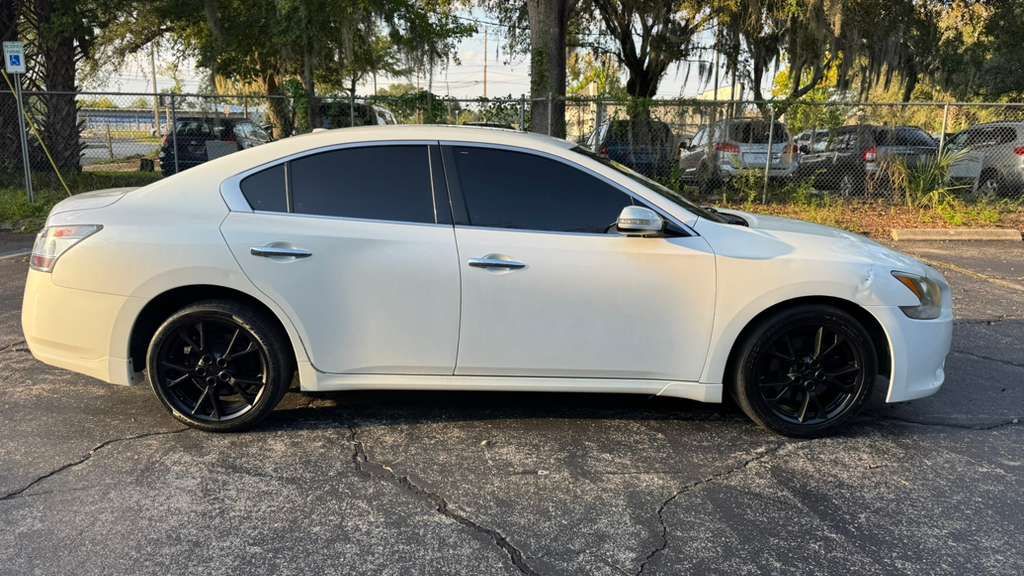 2014 Nissan Maxima - $5,990